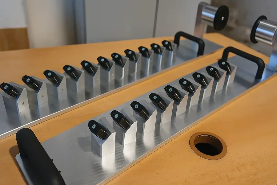 Precision CNC-machined component manufactured by HEST